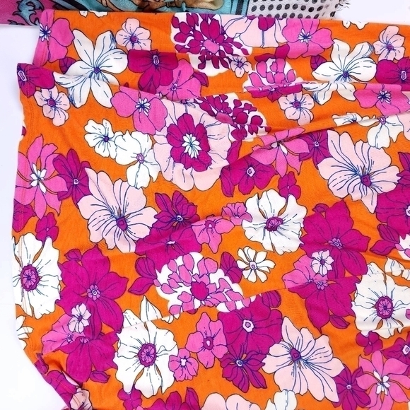 ModCloth Pink Red Floral Skirt Size L - Picture 11 of 11